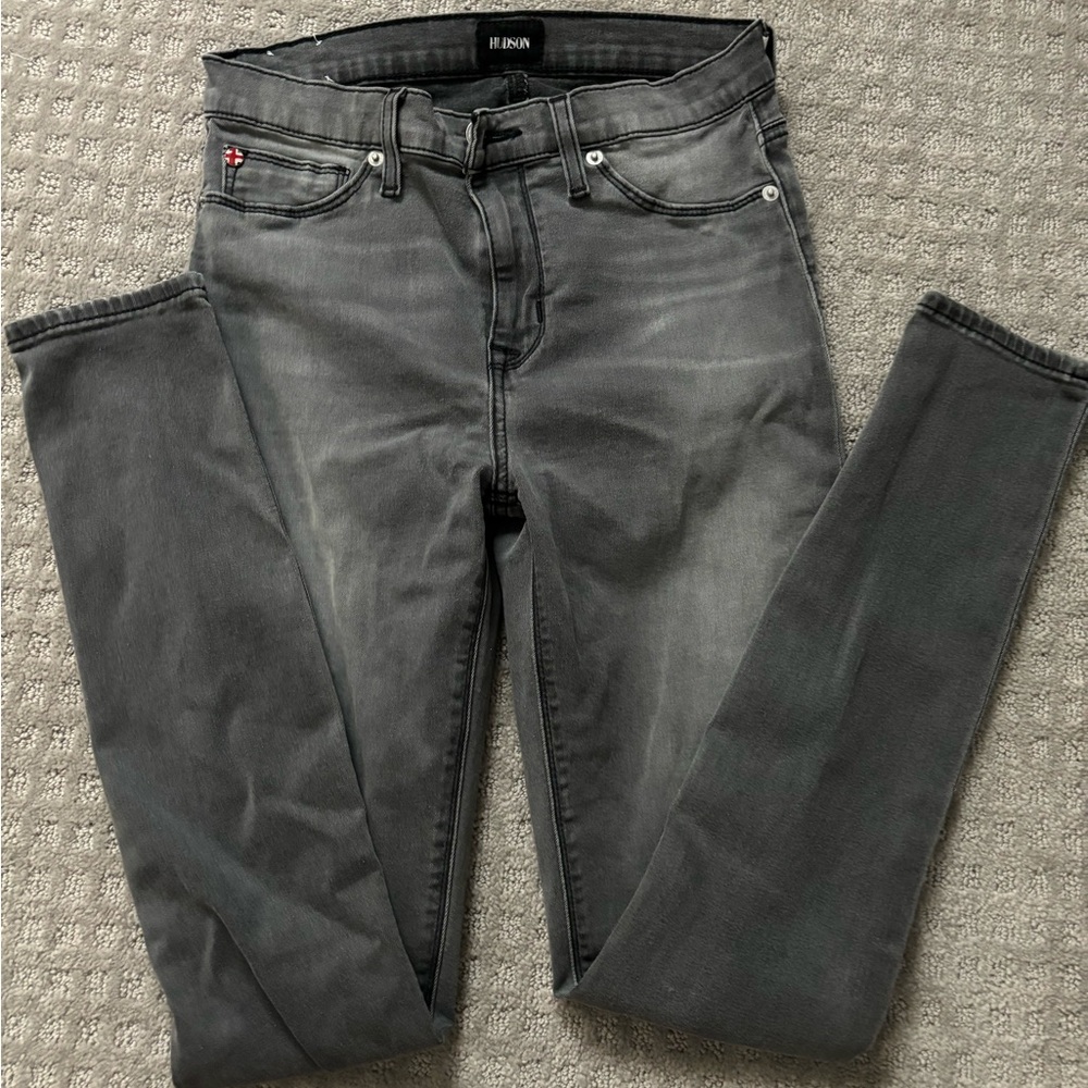 Hudson high rise skinny size 26
